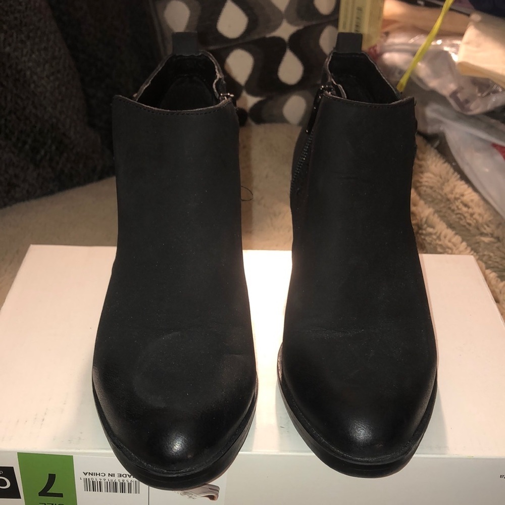 Sonoma Leather Ankle Boots, size 6.5